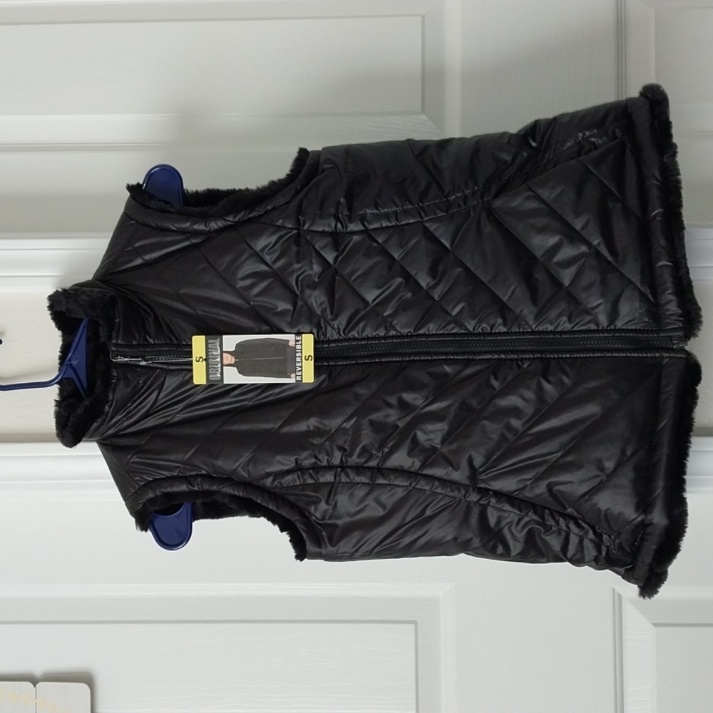 Original hicole hiller off the shoulder sweater.